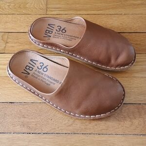 Vibae Roma 36 Minimalist Mules Slip in Sandals, Cognac Brown, EU 36 US 6